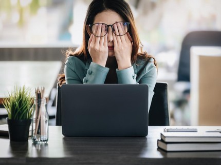 Cara Mengatasi Burnout Akibat Pekerjaan Ketika Resign Bukan Pilihan