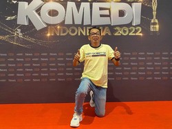 Jarwo Kwat Pusing hingga Tutup Komentar IG Usai Heboh Adegan Peluk Catheez