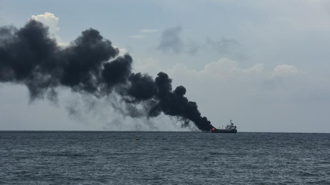 Indonesian Navy Ensures Safety of Crew Members After Warship Fire