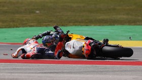 Kronologi Marquez Tabrak Oliveira di MotoGP Portugal