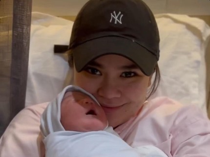 Sivia Azizah Melahirkan Anak Pertama, Didampingi Suami & Sahabat Dekat