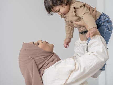 Kumpulan Ayat Al-Qur'an tentang ASI dan Pandangan Islam mengenai Ibu Menyusui