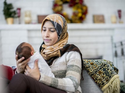 Ibu Menyusui Bayar Fidyah atau Qadha untuk Pengganti Puasa? Ini Aturan dalam Islam