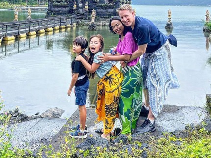 Cerita Eks ART Blitar Kuat Tinggal di Luar Negeri karena Suami Bule, Sweet Banget