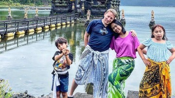 PERJUANGAN MENDAPAT RESTU MENIKAH DARI ORANG TUA