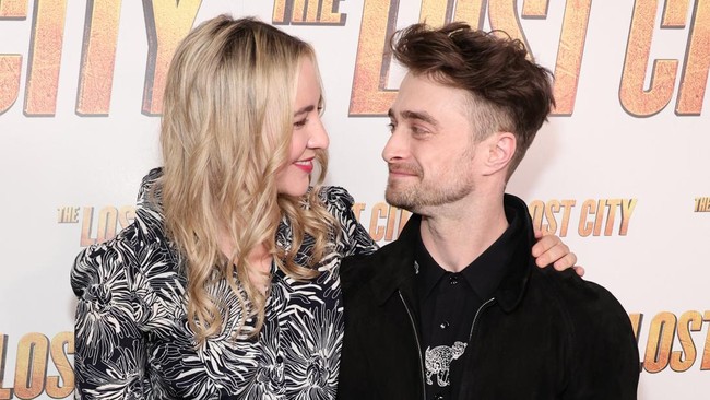 Daniel Radcliffe dengan bangga mengungkapkan jenis kelamin anak pertamanya dan mengungkapkan perasaan menjadi seorang ayah.