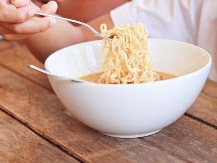 9 Makanan yang Harus Dihindari saat Puasa, Jangan Berikan ke Anak Ya Bun