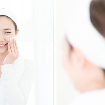 12 Urutan Make Up Simpel untuk Pemula agar Tampil Natural dan Segar