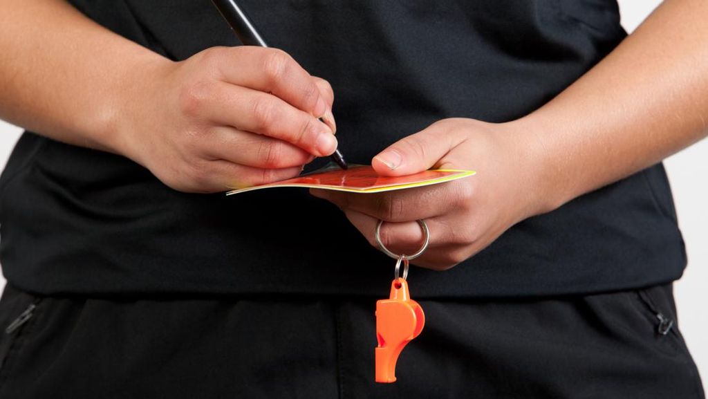 Viral Wasit Diserang dan Rusuh di Laga Liga 4 PSIR vs Persak