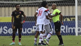 Rapor Merah Wasit Indonesia: Pakai Asing pun Enggak Ngaruh