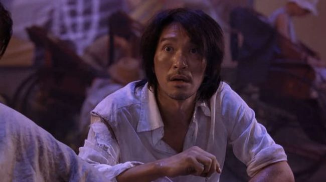 Jadwal Bioskop Trans TV hari ini (12 Desember) Kung Fu Hustle. Berikut sinopsis Kung Fu Hustle dibintangi Stephen Chow.