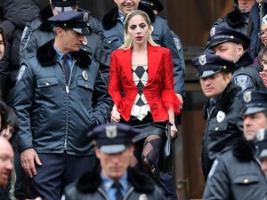 img-title Potret Viral Lady Gaga saat Memerankan Harley Quinn di Sekuel Joker
