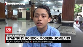 VIDEO: Nyantri di Pondok Modern Jombang