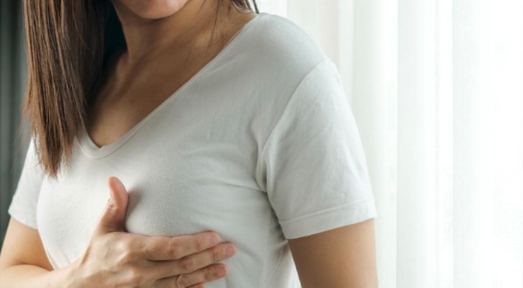 Penyebab Payudara Mengeras saat Menyusui dan Cara Mengatasinya Payudara mengeras saat menyusui bisa saja terjadi. Apa Bunda sering mengalaminya? Yuk cari tahu penyebab dan cara mengatasinya berikut ini.
