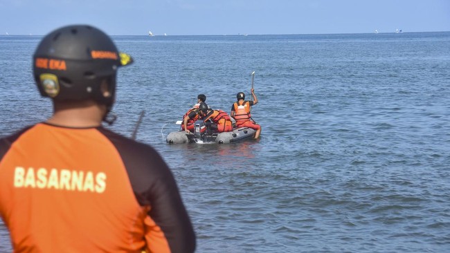 Basarnas melaporkan kapal berpenumpang 28 orang hilang kontak di wilayah perairan Batuampar, Kabupaten Mamuju, Sulawesi Barat (Sulbar).