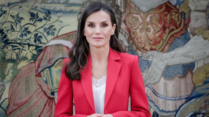 MADRID, SPAIN - FEBRUARY 15: Queen Letizia of Spain attends an audience with Atresmedia representatives and Mutua Madrileña Foundation representatives to present a report on gender-based violence at the Zarzuela Palace on February 15, 2023 in Madrid, Spain. (Photo by Carlos Alvarez/Getty Images)