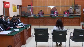 VIDEO: Linda Pujiastuti Dituntut 18 Tahun Bui Kasus Teddy Minahasa