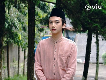 Dalami Peran di 'Bidadari Bermata Bening', Ari Irham Belajar Ngaji & Silat