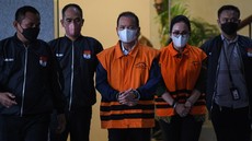 Bupati Kapuas & Istri Pakai Uang Korupsi untuk Bayar 2 Lembaga Survei