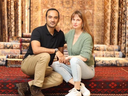 7 Potret Ario Bayu Bersama Sang Istri Artis Asal Prancis dan Anaknya