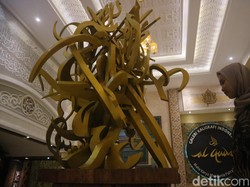 Manjakan Mata Saat Wisata Religi di Kudus dengan Kaligrafi 3D, Keren!