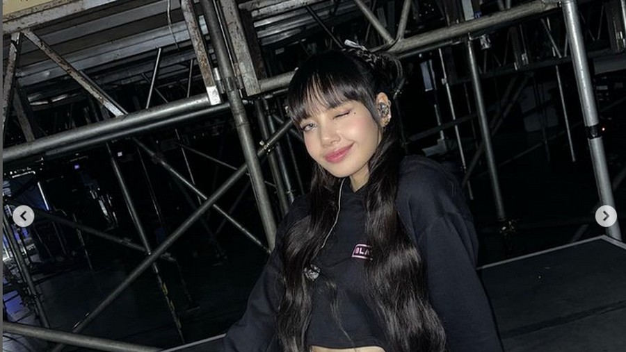 Lisa BLACKPINK