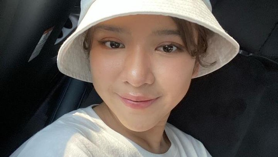 Muncul di IG, Mata Sembab Tiara Andini Disorot Muncul di IG, Mata Sembab Tiara Andini Disorot