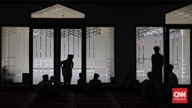 Waspada Marak Penipuan Ganti Barcode QRIS Kotak Amal Masjid