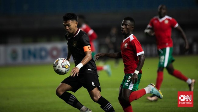 Pelatih Burundi Etienne Ndayiragije puji penampilan Timnas Indonesia usai bermain imbang 2-2 pada laga uji coba kedua dalam agenda FIFA Matchday, Selasa (28/3).