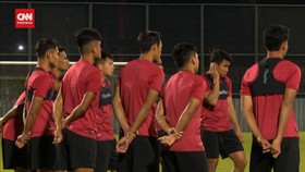 VIDEO: Indonesia Terancam Batal Gelar Piala Dunia, Pemain Kecewa