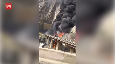 VIDEO: Bus Pengangkut Jemaah Umrah Terbakar, 20 Orang Tewas
