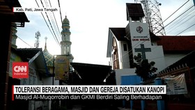 VIDEO: Toleransi Beragama, Masjid dan Gereja Disatukan Kanopi