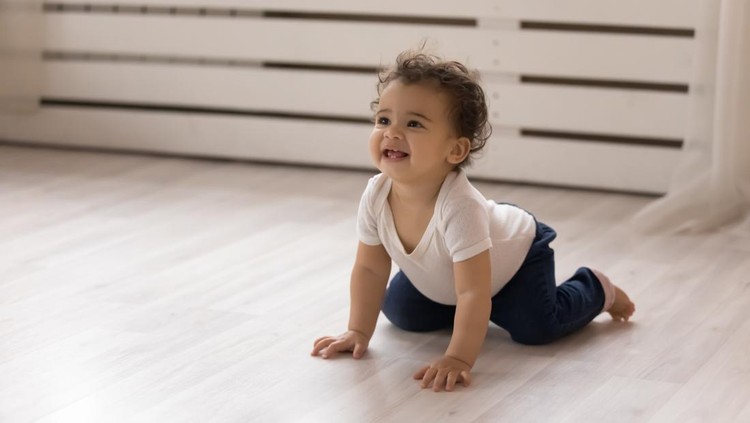 Tumbuh Kembang dan Stimulasi Bayi 7 Bulan, Apa yang Perlu Diperhatikan? Tumbuh Kembang dan Stimulasi Bayi 7 Bulan, Apa yang Perlu Diperhatikan?