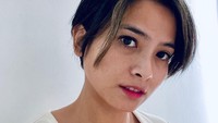 5 Potret Penampilan Baru Acha Septriasa, Baru Berani Potong Pendek Rambut di Usia 34 Th
