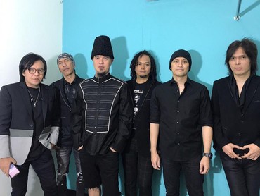 img-title Terpopuler: Once Ogah Nyanyi Lagu Dewa 19 hingga Baim Wong Bagi 1000 Roti ke Ojol