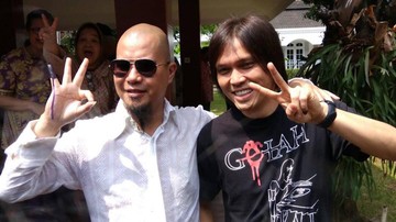 Ketua Baleg DPR Minta Ahmad Dhani dan Once Mekel 'Damai'