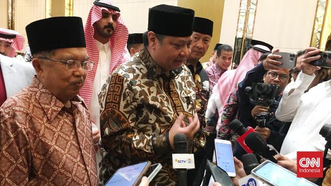 Politikus senior Golkar yang juga mantan wakil presiden Jusuf Kalla menyebut arah koalisi partai tetap akan melahirkan empat atau tiga pasangan capres 2024.