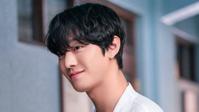 Ahn  Hyo-seop mengungkapkan perbedaan karakternya dalam Dr. Romantic 3 yang akan tayang April 2023 dari musim sebelumnya.