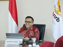 MenPAN-RB Harap Pemberian THR Bisa Tingkatkan Kinerja Aparat Pemerintah