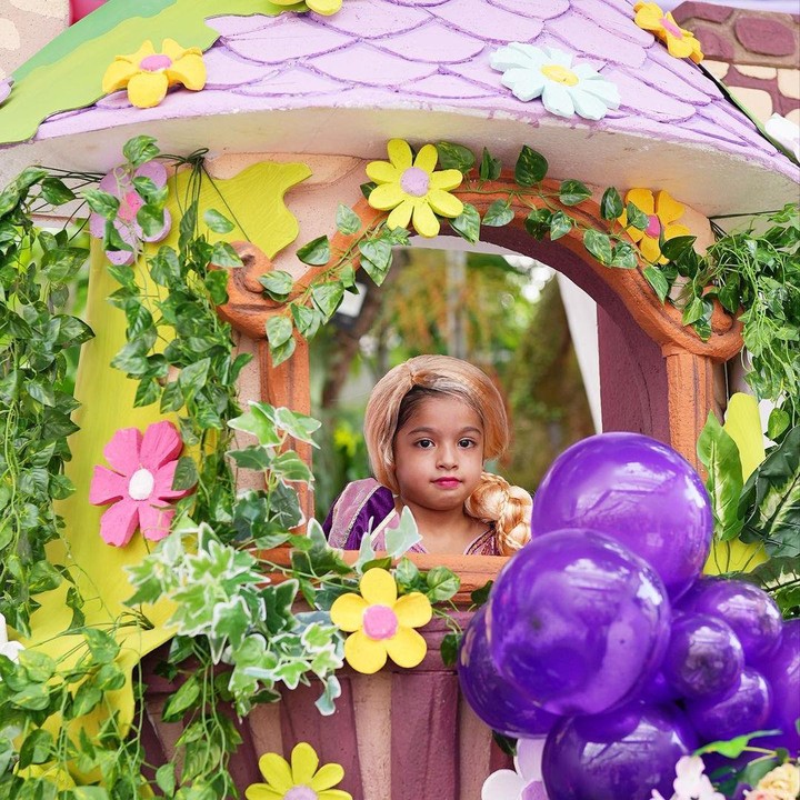 <p>Noora Boschr anak Tasyi Athasyia baru saja merayakan ulang tahunnya yang kelima, Bunda. Tasyi pun mengadakan perayaan yang mewah bertemakan Rapunzel Tangled. (Foto: Instagram: @tasyiiathasyia)</p>