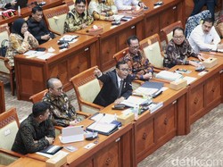 Rincian Data Transaksi Rp 349 T Versi Mahfud Md Beda dengan Sri Mulyani