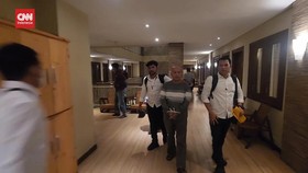 VIDEO: Polisi Tangkap Pasutri Pelaku Penipuan Travel Umrah