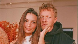img-title Mantan Suami Emily Ratajkowski Terjerat Isu Skandal Seks