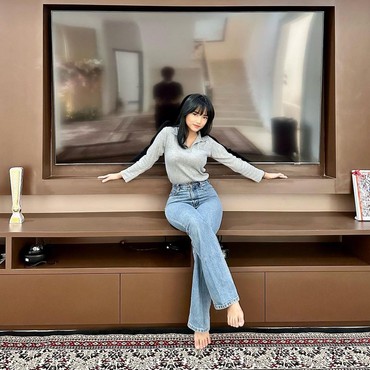 Kesal Potongan Videonya Viral, Fuji Pindah Lapak ke Shopee Live Karena Banyak Diskon!