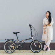 Praktis dan Bantu Hemat Tenaga saat Puasa, Ini Manfaat dari Sepeda Listrik