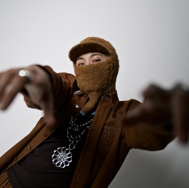 Respons Gordon Ramsay Usai Dipanggil Mark di Lagu 'Golden Hour'