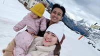 <p>Banyak netizen yang salut dengan Hito dan Feli selama di Eropa, Bunda. Mereka juga menyebut keduanya merupakan salah satu keluarga idaman. (Foto: Instagram: @felicyangelista_)</p>
