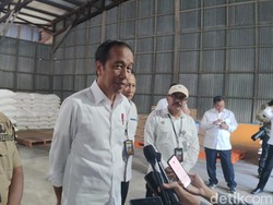 Ekspresi Jokowi Usai FIFA Batalkan Indonesia Jadi Tuan Rumah Piala Dunia U-20