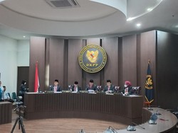 Bawaslu di Sidang DKPP, Minta Komisioner KPU Disanksi Sementara Terkait Silon
