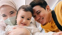 <p>Ukkasya Muhammad Syahki hadir melengkapi rumah tangga Zaskia Sungkar dan Irwansyah setelah 10 tahun menanti. Kehadiran anak laki-laki itu membawa kebahagiaan untuk mereka, Bunda.  (Foto: Instagram @zaskiasungkar15)</p>
